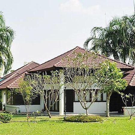 Pattaya Country Club & Resort Ban Pong  Exterior foto